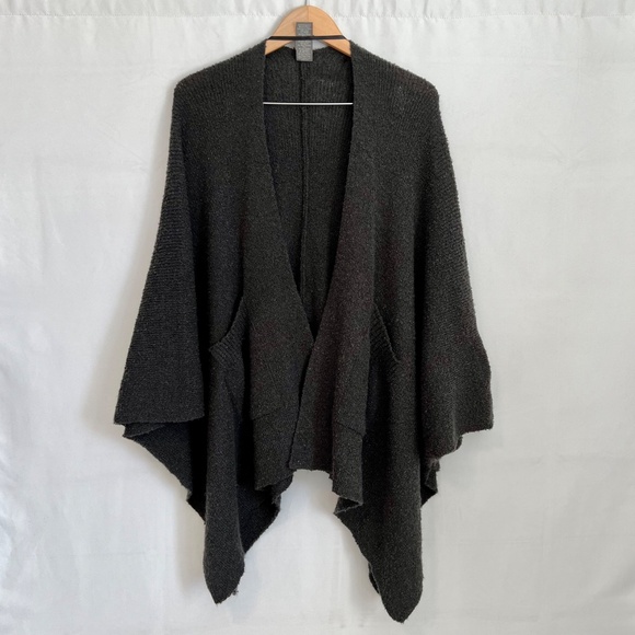 Vince Camuto Cape-Style Sweater Laganlook Wrap, Size OS, Gray - Picture 9 of 11